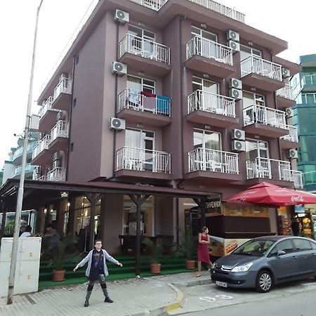 Guest Rooms Venera Primorsko Bagian luar foto