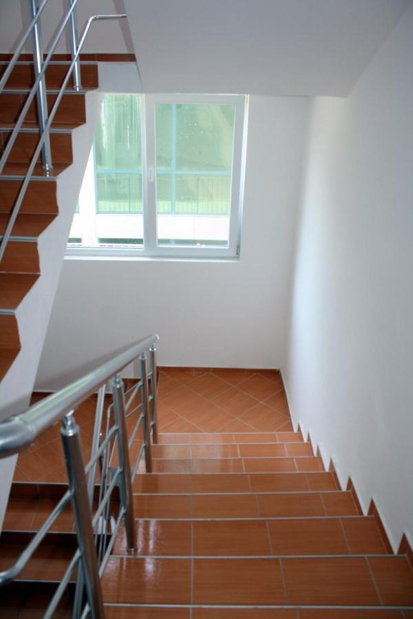 Guest Rooms Venera Primorsko Bagian luar foto